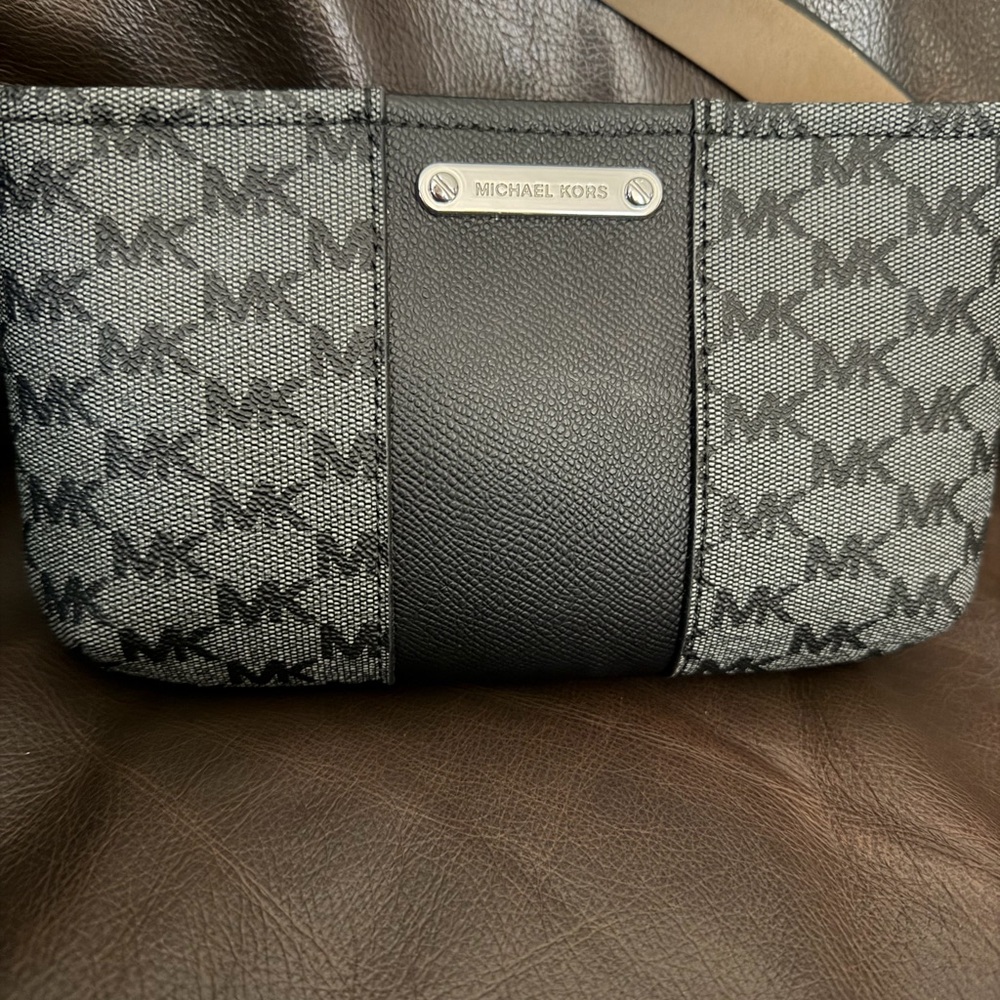 Michael Kors Black and Gray Signature Fanny Pack
